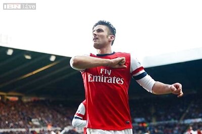 Arsenal beat Newcastle 1-0 to regain top spot in Premier League