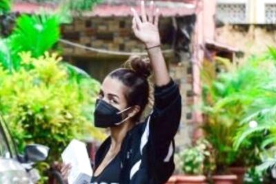 Malaika Arora's Sunday Pic is All About Black Sports Bra and White Bottoms