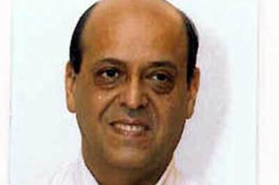 President appoints Chawla as the new CEC