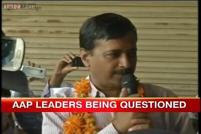 Live: Kejriwal condemns AAP-BJP violence, attacks Modi government