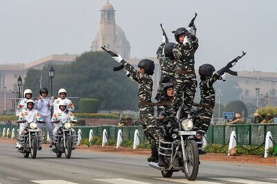 Women CRPF Bikers to Make Republic-day Parade Debut with Daredevil Stunts