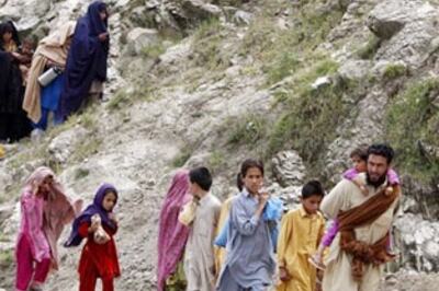 Pak jets, choppers bomb Taliban near Islamabad