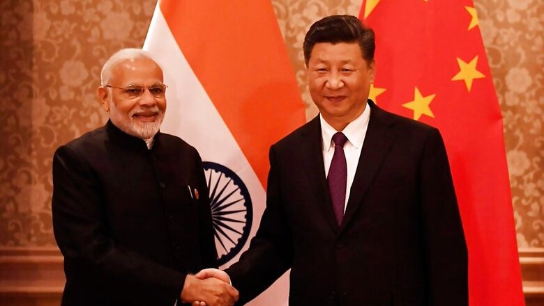PM Narendra Modi Meets Chinese President Xi Jinping on Sidelines of BRICS Summit