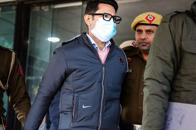 Air India Pee Case: Accused Sent to 14-day Judicial Custody; Airline CEO Says Crew, Pilot De-Rostered | 10 Points