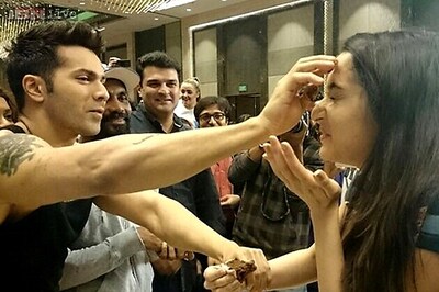Shraddha Kapoor celebrates her 26th birthday on sets of 'ABCD 2' with co-star Varun Dhawan