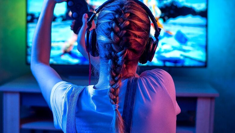 Can Online Gaming Console the Tech Industry Amid Layoffs? Experts On How Situation May Play Out
