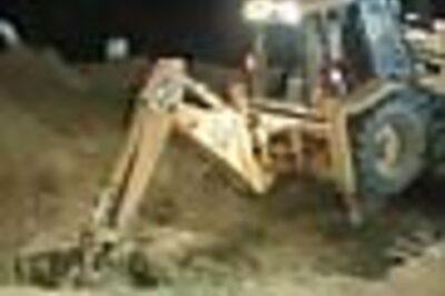 In Pics: Trapped 2-yr-old child cries for help