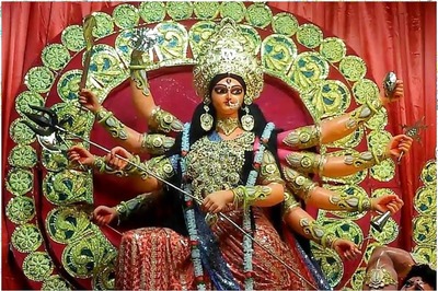 Shubho Mahalaya 2020: Why is it Celebrated Few Days Before Durga Puja Every Year