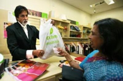 Big B goes shopping for charity