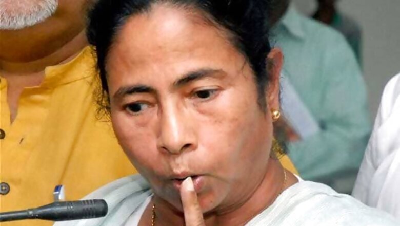 Mamata in Delhi ahead of rally against diesel prices, FDI