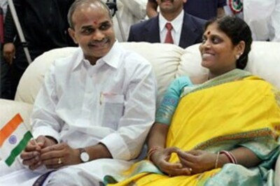 Andhra Pradesh mourns death of YSR
