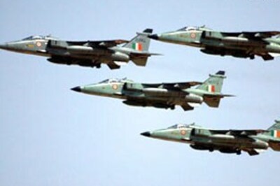 MiG-27 crashes in West Bengal, pilot safe