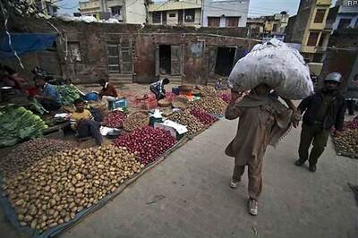 Indian economy witnessing rebound: President