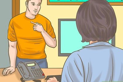 How to Turn a Volunteer Position Into a Job