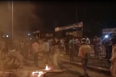 Migrant Workers Go on Rampage in Surat Demanding Nod to Return Home, 80 Detained