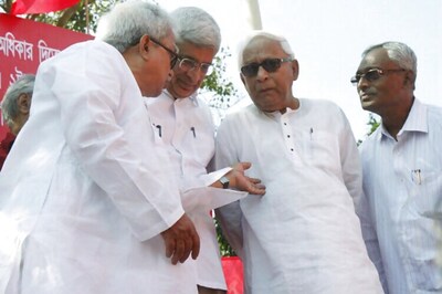 Bengal Congress leaders await outcome of CPI (M) meet