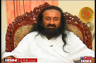 India a land of scams, slums: Sri Sri Ravi Shankar