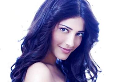 Stalker never approached for job: Shruti Haasan