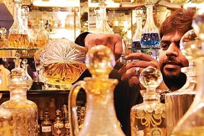 Bangalore falls for attar during Ramzan