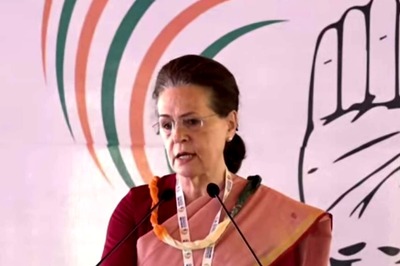 Maharashtra Congress Chief Patole Meets Sonia Gandhi, Seeks Action Against Party MLAs for Cross-voting
