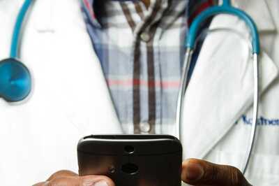 'Would Be Menace to Health of Society': Bombay HC Denies Bail to Man Who Posed as Doctor to Con People