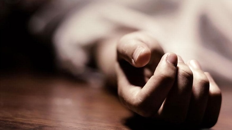 Three-year-old Survives 'Suicide Pact' in Delhi After Refusing to Leave Neighbour's House