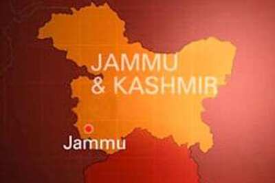 Moderate earthquake hits Kashmir, tremor creates panic