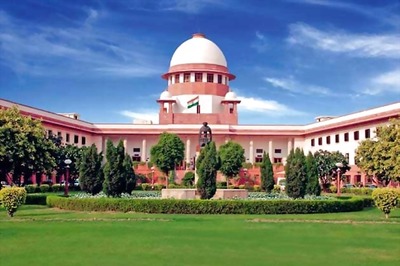 Supreme Court restrains High Courts from hearing pleas against NJAC Act