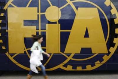 F1 governing body to sue Ferrari, breakaway teams