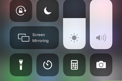 How to Find the Flashlight on an iPhone