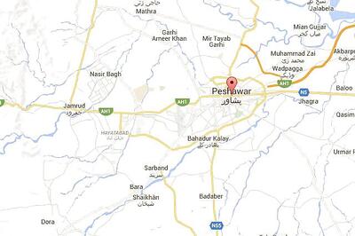 15 killed, 55 injured in Pakistan blast