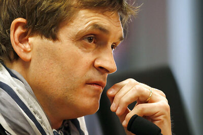 Barcelona coach Tito Vilanova may miss La Liga title celebration