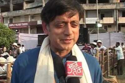 From UN to LS, Tharoor gets ready to join politics