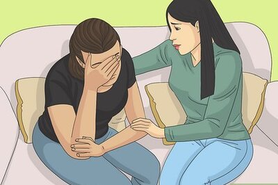 How to Help a Friend Who Has Lost a Family Member