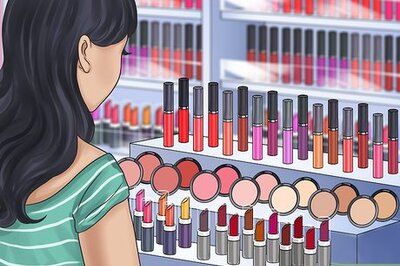 How to Get Free Makeup