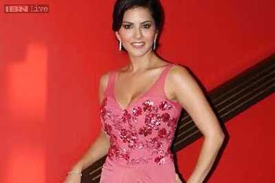 I am who I am, I can't erase the internet: Sunny Leone