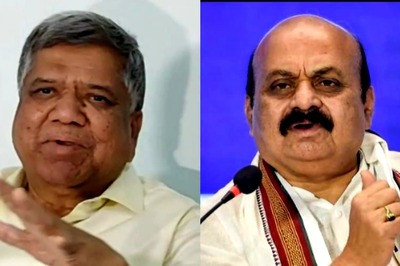 Battle of Prestige for Jagadish Shettar, Bommai's Fight for Survival: Cong's 4th List Puts Spotlight on Veterans