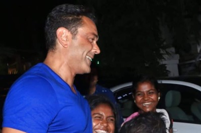 Bobby Deol Wins The Internet After Video Of Him Hugging, Posing With Street Kids Goes Viral; Watch