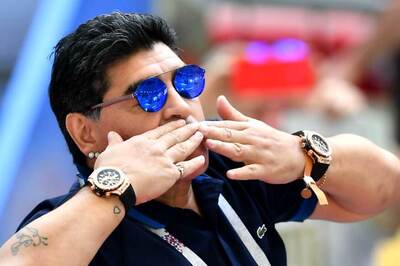Diego Maradona Offers Pay Cut to Help Gimnasia Through Coronavirus Crisis