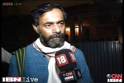 Yogendra Yadav asks Opposition in Haryana to raise land issue in Assembly