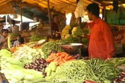 India wants inflation down, pushes food prices up