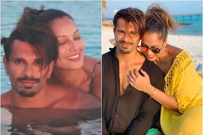 Bipasha Basu, Karan Singh Grover's Pics from Beach Vacay are Turning up the Heat on Social Media