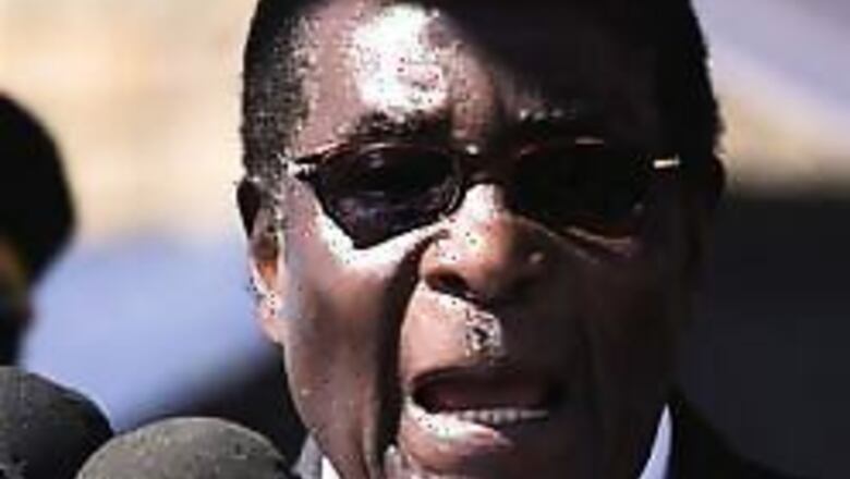 Mugabe warns people as poltical turmoil deepens