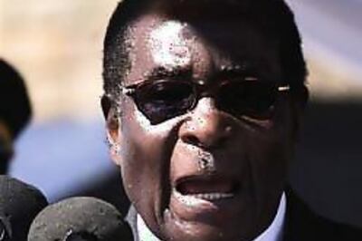 Mugabe warns people as poltical turmoil deepens