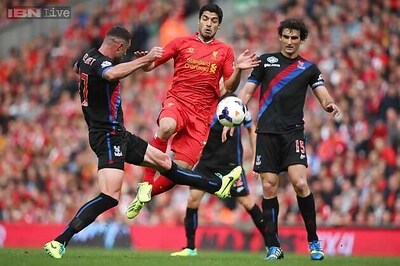 Liverpool beat Crystal Palace 3-1 to go top of the table