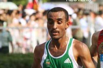 Ethiopians win Delhi half-marathon | B'wood runs | In pics