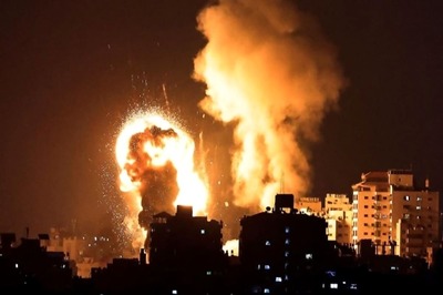 20 Killed as Israel Strikes Gaza After Hamas Rocket Barrage