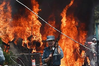 Powerful explosion rocks Kabul police base, 10 killed