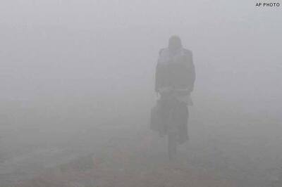 Fog affects train service, clear day ahead in Delhi