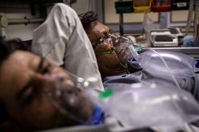 Delhi Hospitals Left with Just Hrs of Oxygen: CM Holds Covid Review Meet amid Supply Shortages